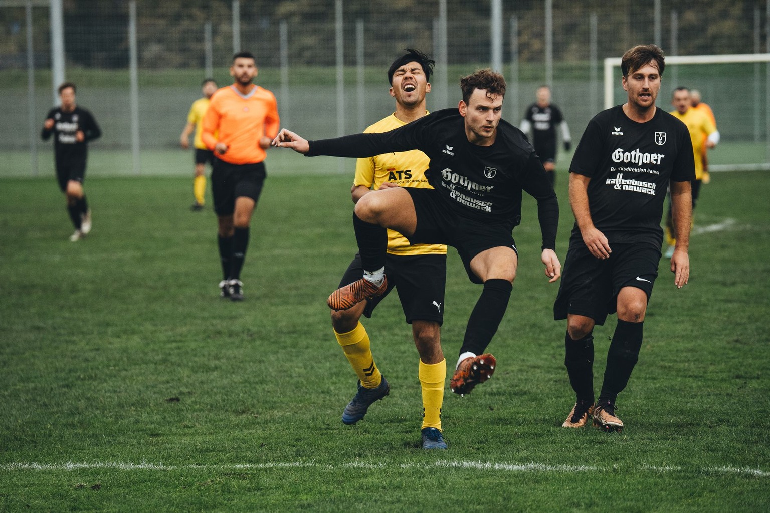 Become a Washington Soccer Referee: Training and Jobs — Navigating Local Association Networks for Assignments Become a Washington Soccer Referee: Training and Jobs — Navigating Local Association Networks for Assignments