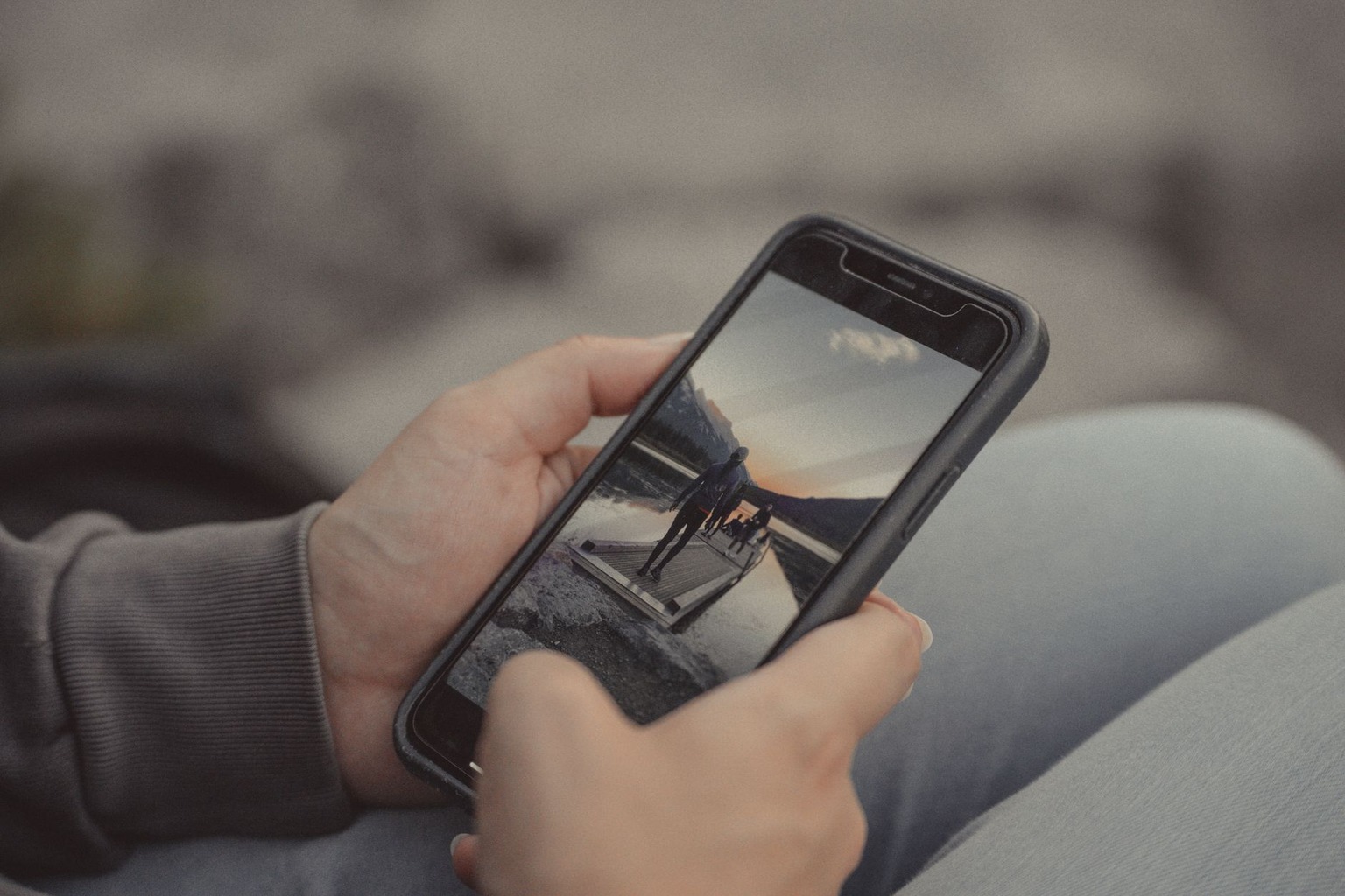 Following women’s football and german football: fixtures and results for supporters — Utilizing Mobile Apps for Real-Tim Following women’s football and german football: fixtures and results for supporters — Utilizing Mobile Apps for Real-Tim